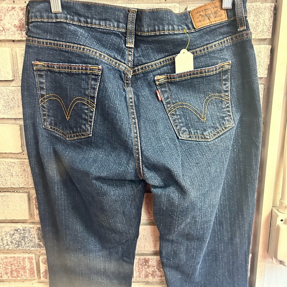 Levi ladies 6 dark denim bootcut jeans - Picture 8 of 9